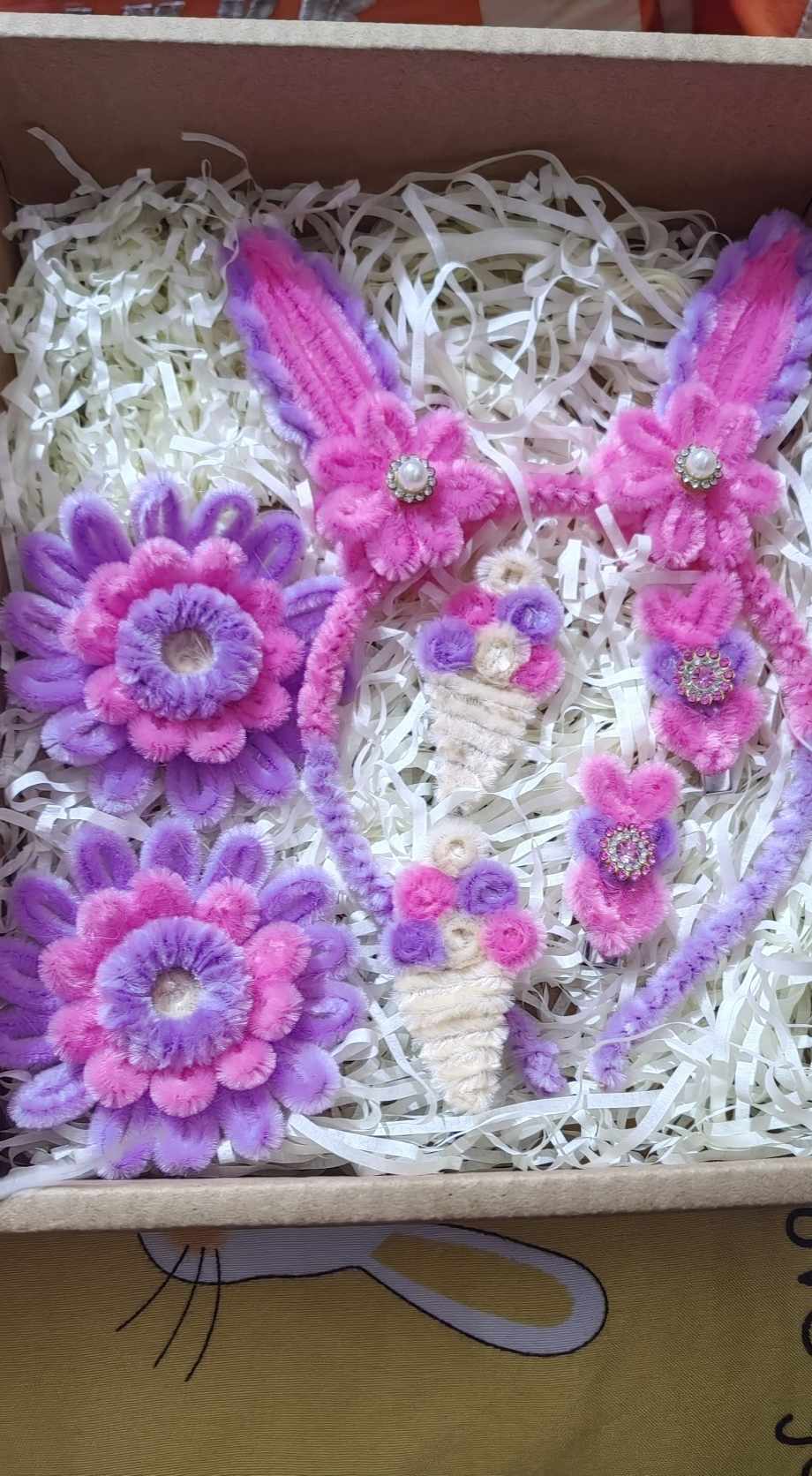 Handmade headband and clip set design
